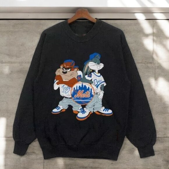 New York Mets Looney Tunes Unisex Sweatshirt Men Women Retro Style - Picture 1 of 3